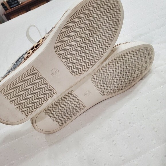 Crown Vintage Kalinda Siver/White Shiny Sneakers - Patchwork - Leopard - Sz 9 - Picture 4 of 9